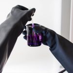 Essai de résistance à la détérioration contre des substances chimiques - TS EN 374-4